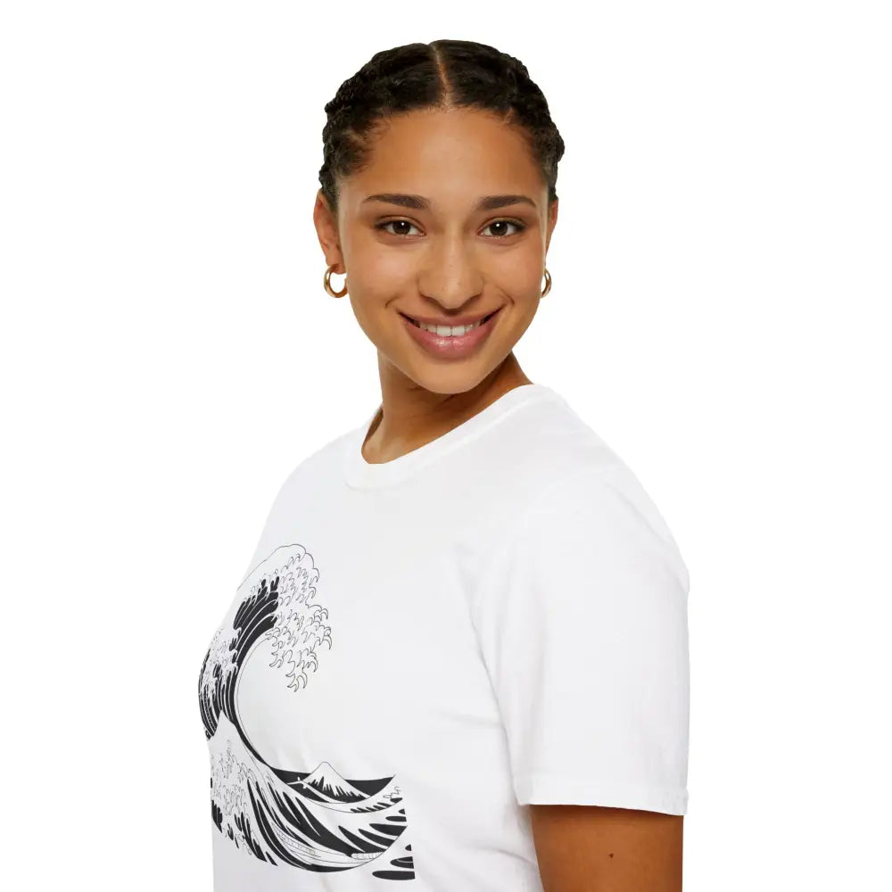 Ocean Wave Unisex T Shirt Soft Style Tee Beach Vibes Summer Casual Wear Gift for Nature Lovers Relaxed Fit Apparel