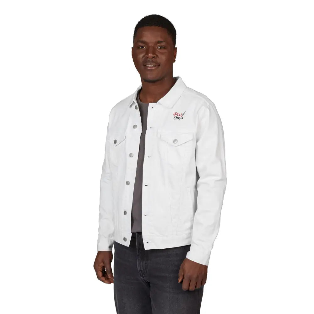 Men’s white denim jacket with gray t-shirt and dark jeans, perfect for casual summer style